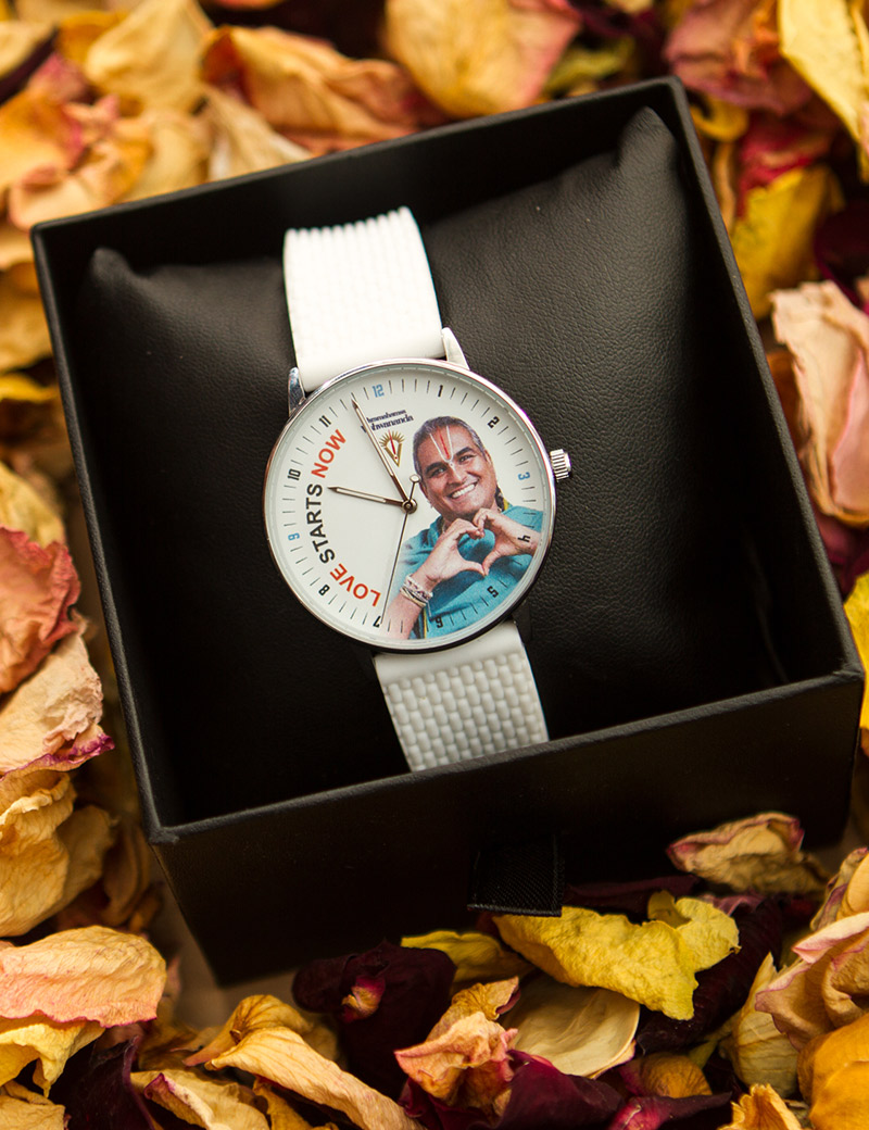 Унисекс часы с Парамахамсой Вишванадой